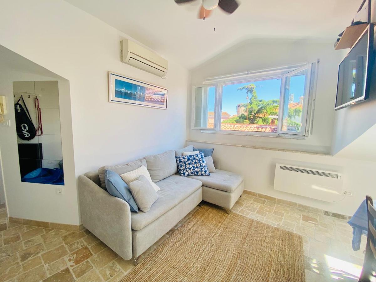 Istria Apartment - 3 Minutes From The Beach Novigrad Istria Exteriör bild